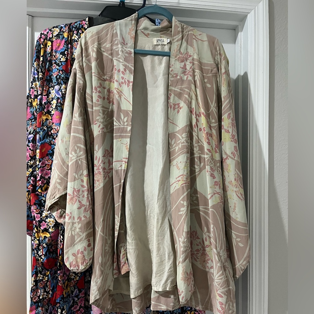 Rare spell Tahitian silk kimono, Guc